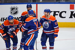 NHL insider pinpoints the biggest issue with Edmonton Oilers - "So much internal pressure to win"