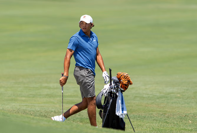 Why is Charlie Woods not playing at the Junior Golf Tour's Major Championship?