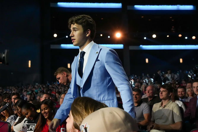 Sharks' 2nd overall pick Michael Misa surprisingly names Islanders prospect as the best hockey player he's ever played against