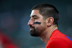 "A drunk fan came all the way down & was screaming" - Phillies producer shares truth behind Nick Castellanos' heated argument after Reds loss
