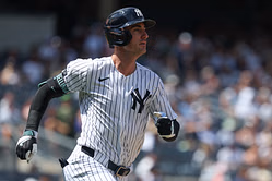 Mets vs. Yankees: Game 2 prediction, lineup, odds, injuries, and picks - July 5, 2025
