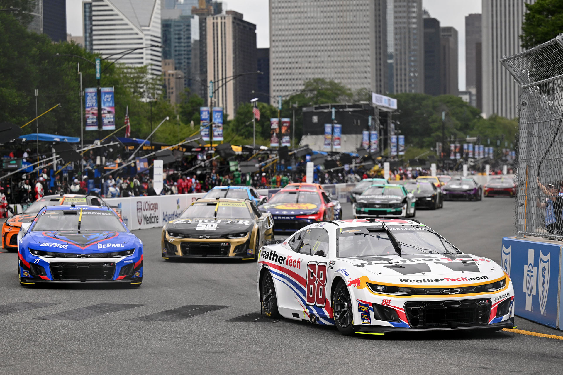 Shane van Gisbergen (88) leads the field in a turn during the Grant Park 165 at Chicago. Source: Imagn