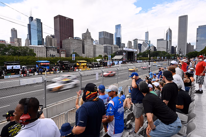 Chicago Mayor sidesteps direct answers on NASCAR street race extension amid swirling rumors