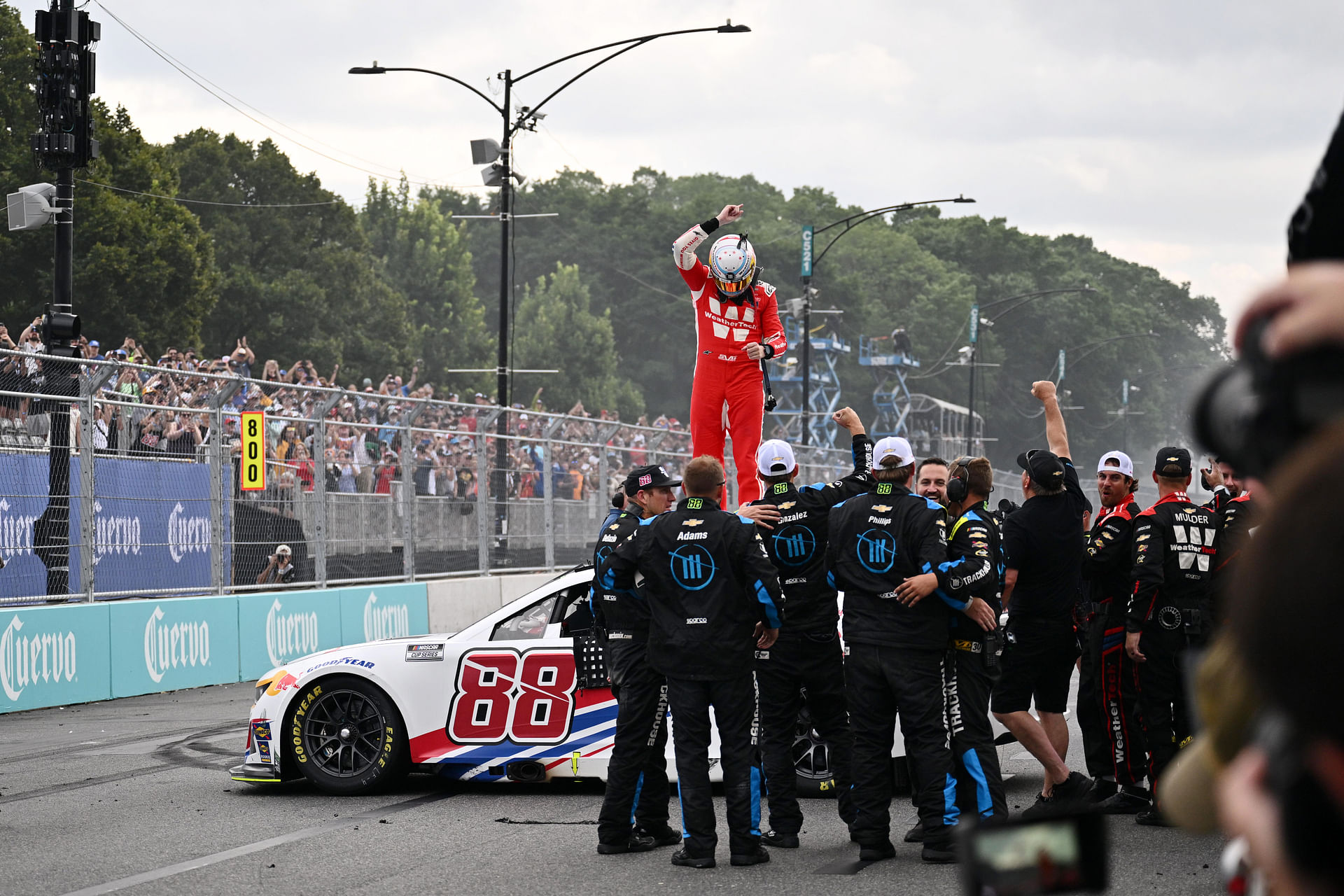 Shane van Gisbergen won the 2025 Chicago street race - Source: Imagn