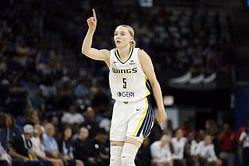 "I can be an a**hole and be proud of it": Paige Bueckers delivers gratitude filled message to Diana Taurasi after ESPYs Icon Award nod