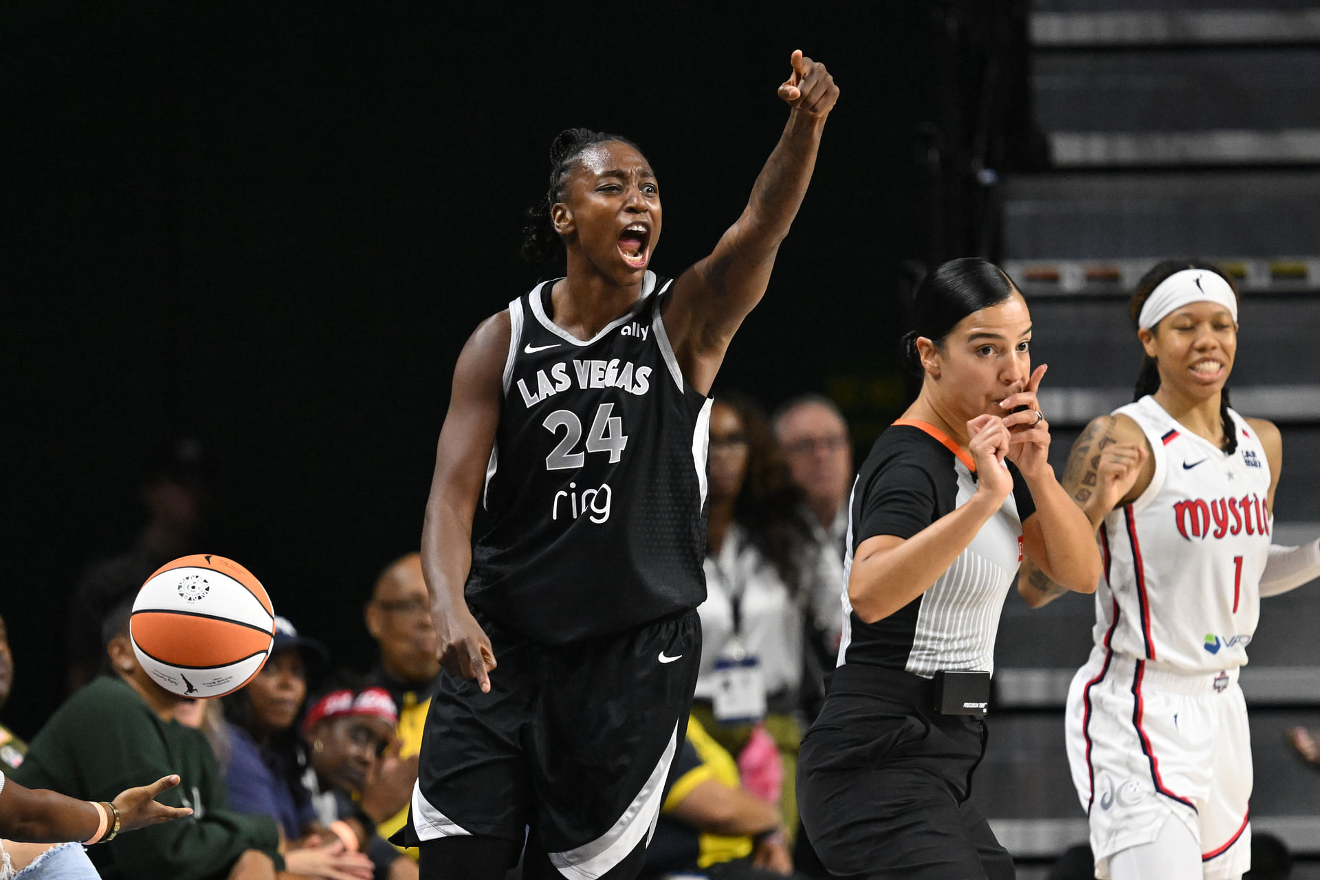 Jewell Loyd having a rough start to life in Las Vegas. (Photo: IMAGN)
