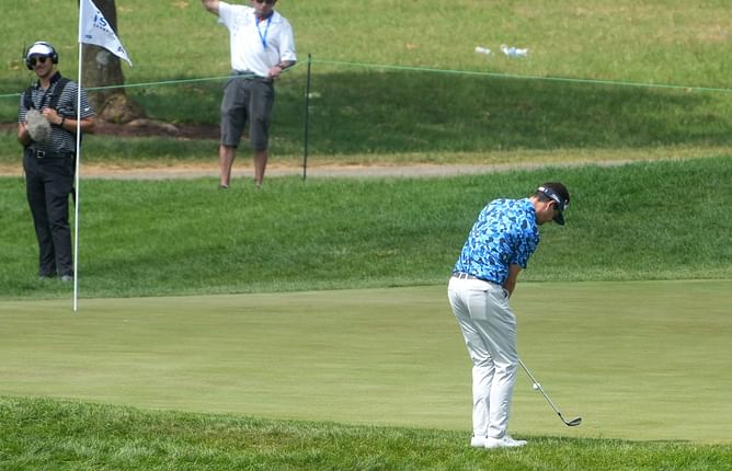 When will play resume at the ISCO Championship 2025 on Sunday?