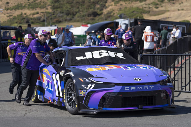 “Looks ugly”: Fans react as Denny Hamlin’s paint-scheme for Iowa gets unveiled