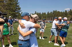 WATCH: Retired NHLer Joe Pavelski’s clutch golf shot secures win at American Century Championship