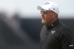Phil Mickelson makes bold prediction on $70M-worth NFL star’s team after giving ‘secret’ putting tips