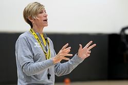 “She reminds me of Caitlin Clark”: Iowa HC Jan Jensen heaps massive praise for 5-star freshmen Addie Deal and Layla Hays