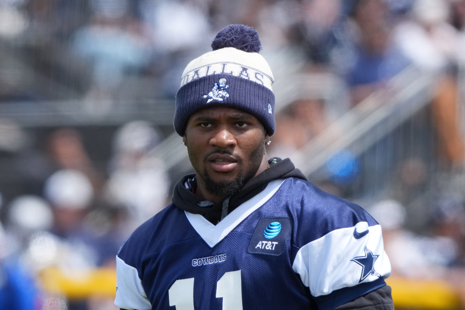 “Micah Parsons is traded”: NFL fans react as Jake Ferguson signs $52,000,000 contract extension with Cowboys thumbnail