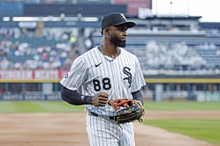 4 last-minute trades that could shake up MLB ft. Mets' pursuit of Luis Robert Jr.