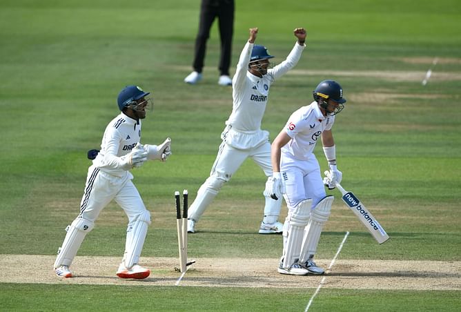 Washington Sundar castles Jamie Smith with a beauty for 8 on Day 4 of ENG vs IND 2025 3rd Test [Watch]