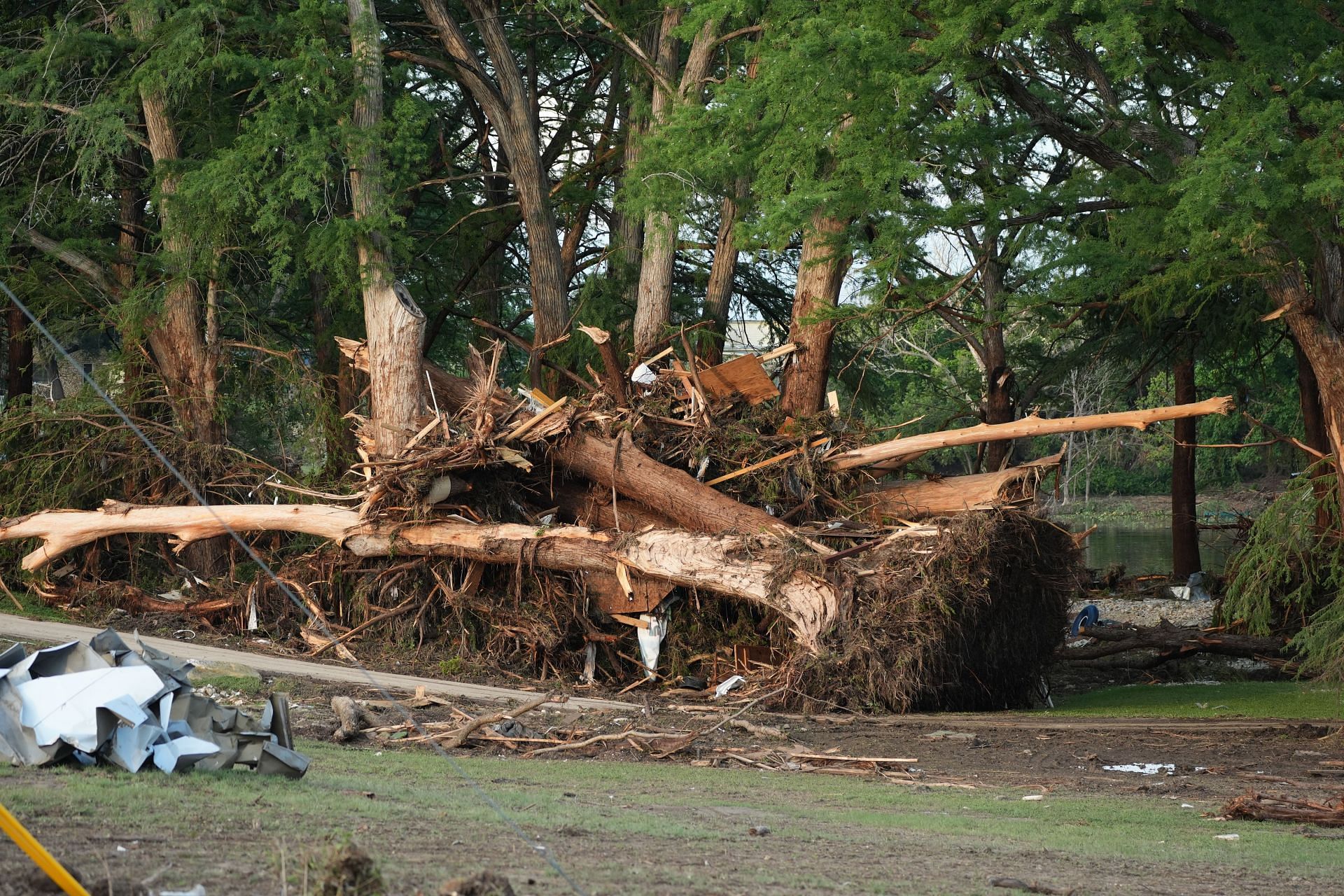 “Absolute ghouls” — Megyn Kelly slams media people for claiming Texas flood victims “deserved it”