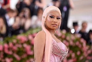 What did Nicki Minaj tweet about Jay-Z? Online posts leave the internet divided