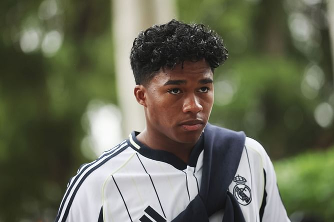"His deal is a perfect fit" - Former Real Madrid star asks club to send Endrick out on loan and back academy graduate instead