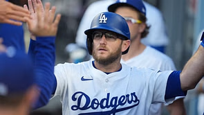 Dodgers’ Max Muncy opens up about possible return timeline after scary knee injury