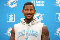 "I have no problem getting my hands dirty": Darren Waller gets real on blocking backlash while explaining Dolphins decision