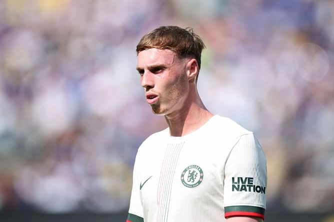 "He knows what he is doing" - Pundit claims 'very clever' Chelsea star is pretending to be stupid in front of the media