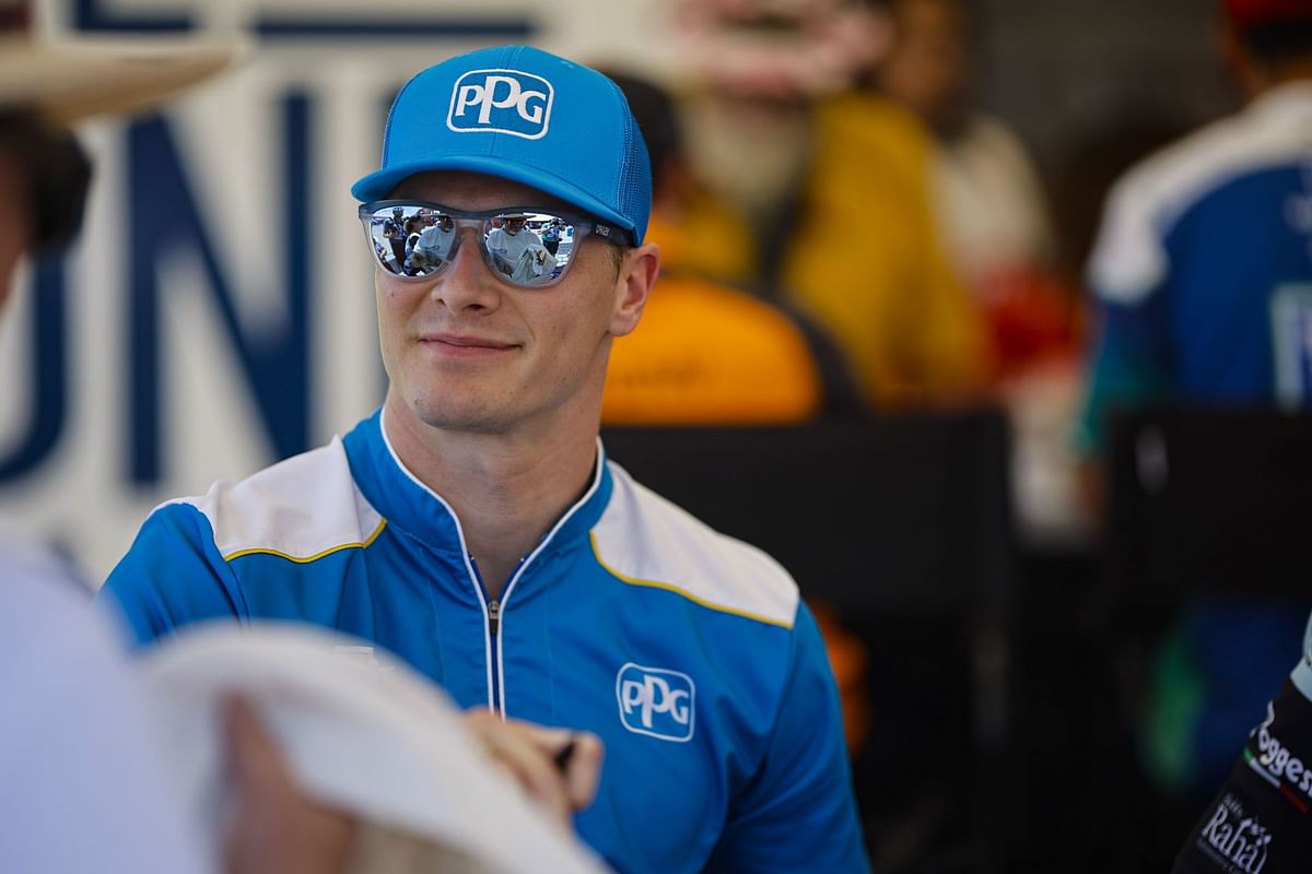 Josef Newgarden makes IndyCar history in Iowa despite coming up short against Pato O’Ward