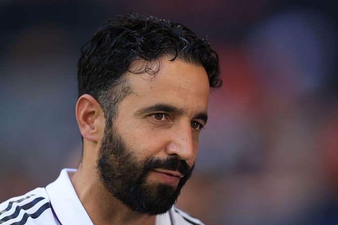 Manchester United have added player previously linked with move to Arsenal to their list of potential transfer targets: Reports