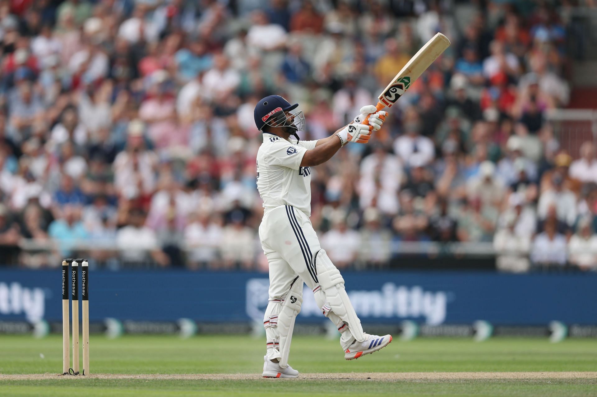 Rishabh Pant returned to bat and scored a useful 54. (Credits: Getty)