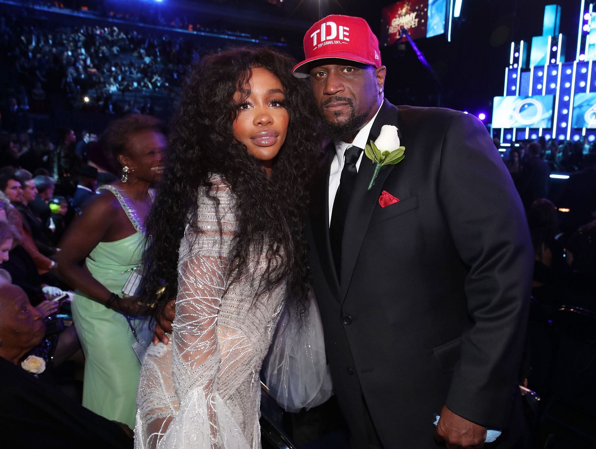 SZA and TDE CEO Anthony &#039;Top Dawg&#039; Tiffith at the 60th Grammy Awards on January 28, 2018, in New York City (Image via Getty)
