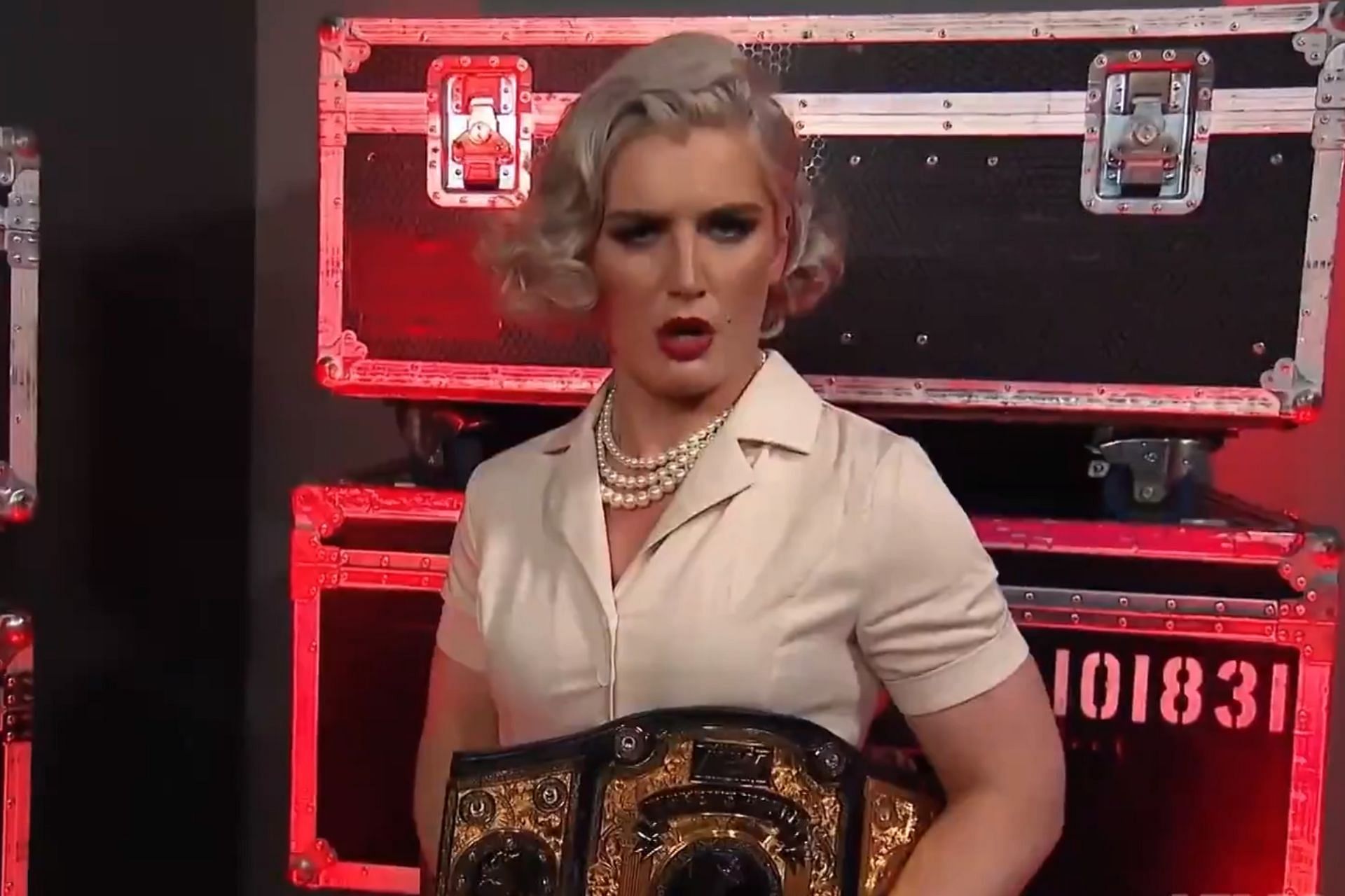 Toni Storm AEW