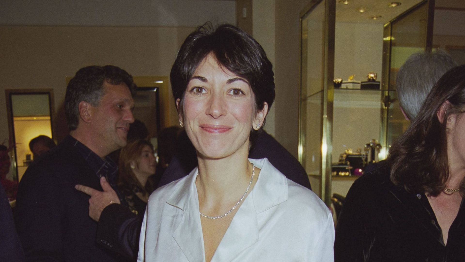 Ghislaine Maxwell (Image via Getty Images)