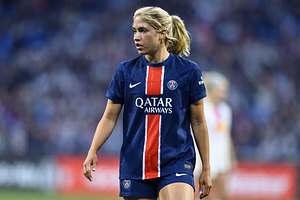 USWNT player Korbin Albert announces engagement to NFL player Spencer Shrader; Casey Krueger & others send love
