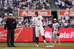 Mets vs. Yankees: Game 1 prediction, lineup, odds, injuries, and picks - July 4, 2025
