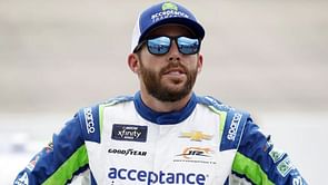 Ross Chastain delays Dover race end as he crashes into the wall