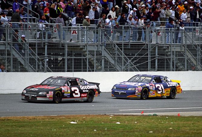 "He didn’t want a teammate": Mike Skinner looks back on sharing RCR garage with Dale Earnhardt Sr.