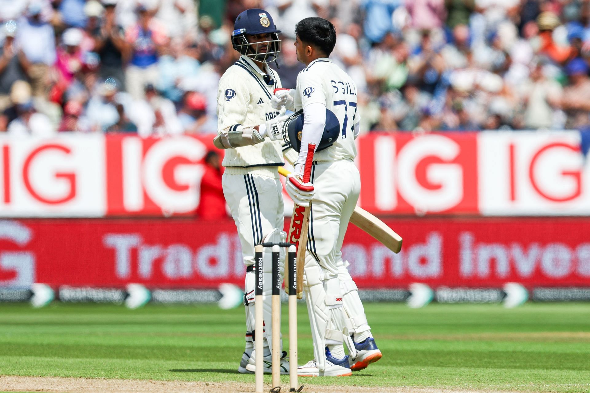 Washington Sundar and Shubman Gill added 144 runs for the seventh wicket. [P/C: Getty]