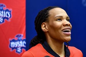 Former Chicago Sky player Monique Currie uses reference of Dodgers Stadium’s capacity while expressing sympathy for war victims in Gaza