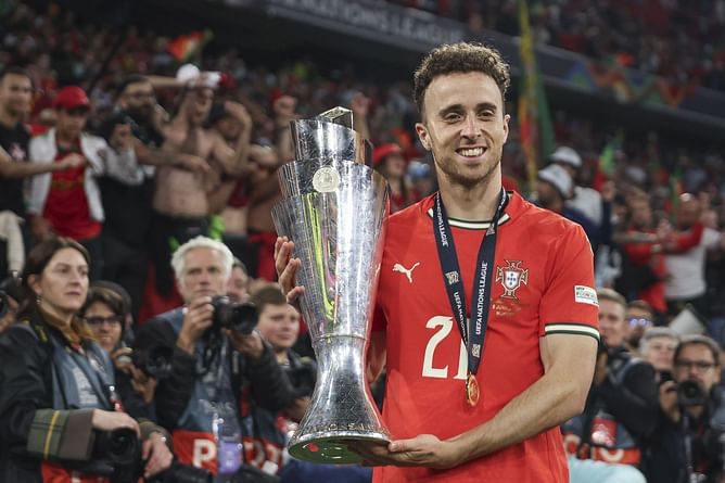 "Not a Liverpool fan, not a Portuguese, but I'm in tears" - Football world unites in grief as Liverpool forward Diogo Jota tragically passes away