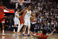Chris Paul makes major retirement announcement after 20 legendary seasons in NBA: "At the most a year"
