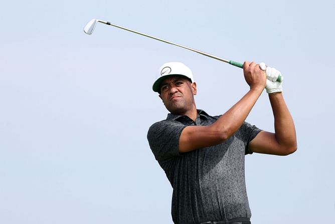Tony Finau gets candid about 'hanging' with ex-NFL star at 3M Open Pro-Am