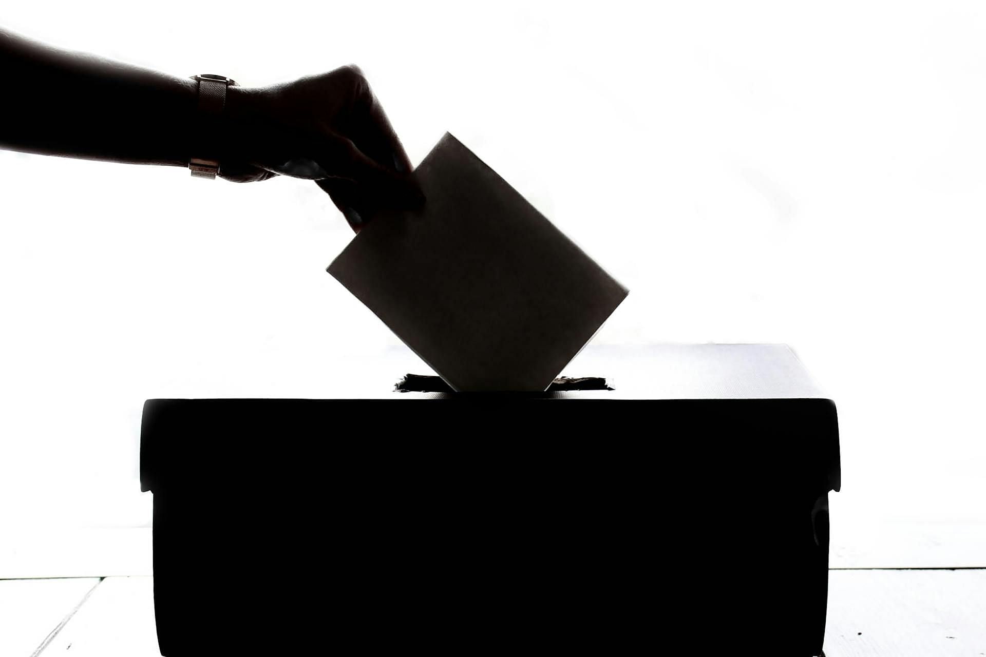 Robert Ford withdrew his candidacy from the election after discovering he had cancer (Image via Pexels)
