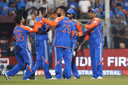5 टीमें जिन्होंने T20I में सबसे ज्यादा बार सफलतापूर्वक चेज किया 200 प्लस का टारगेट, भारत के रिकॉर्ड पर मंडराया खतरा