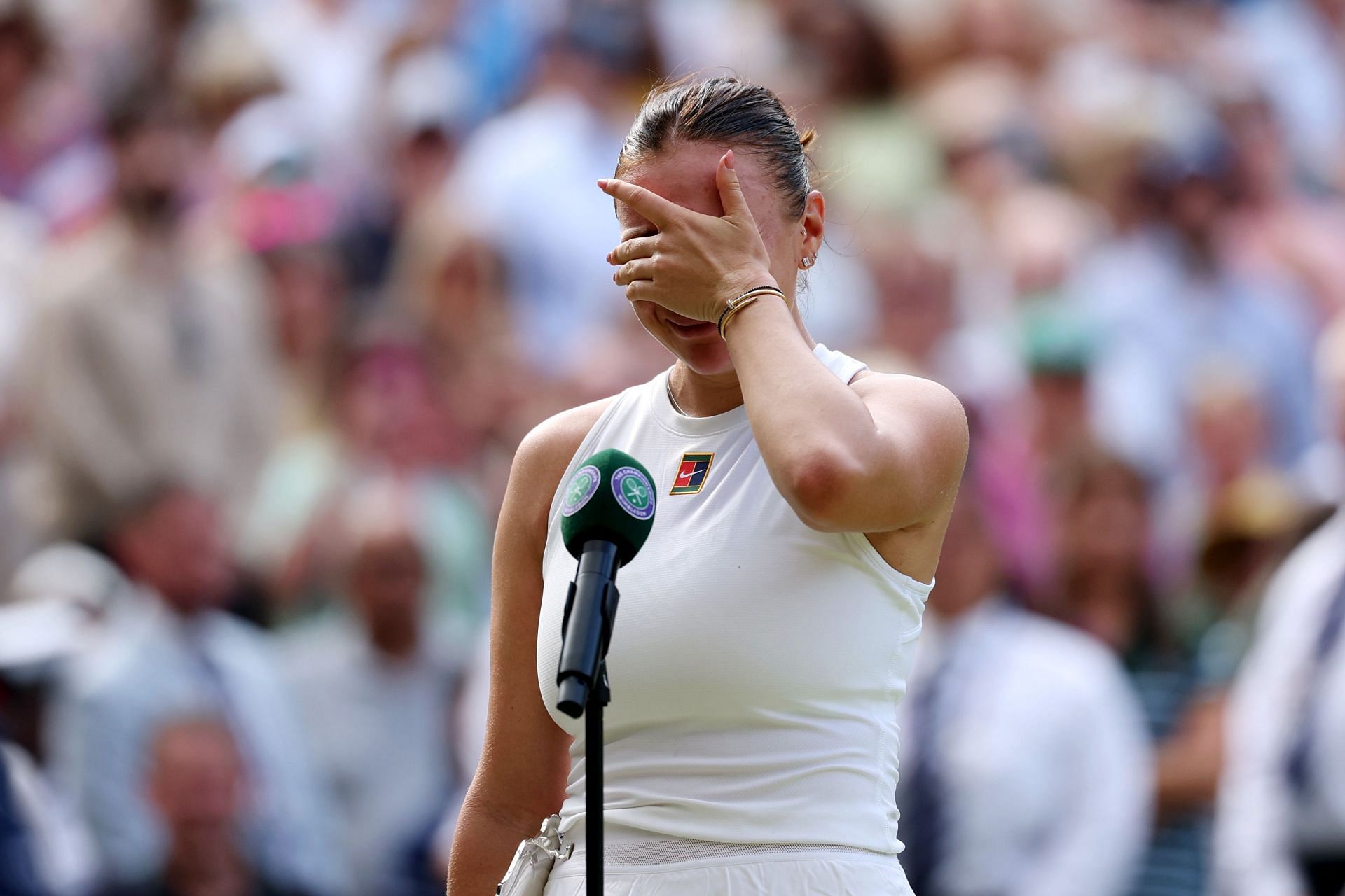 Amanda Anisimova can&#039;t control her tears while delivering her runner-up speech at Wimbledon 2025 | Image Source: Getty