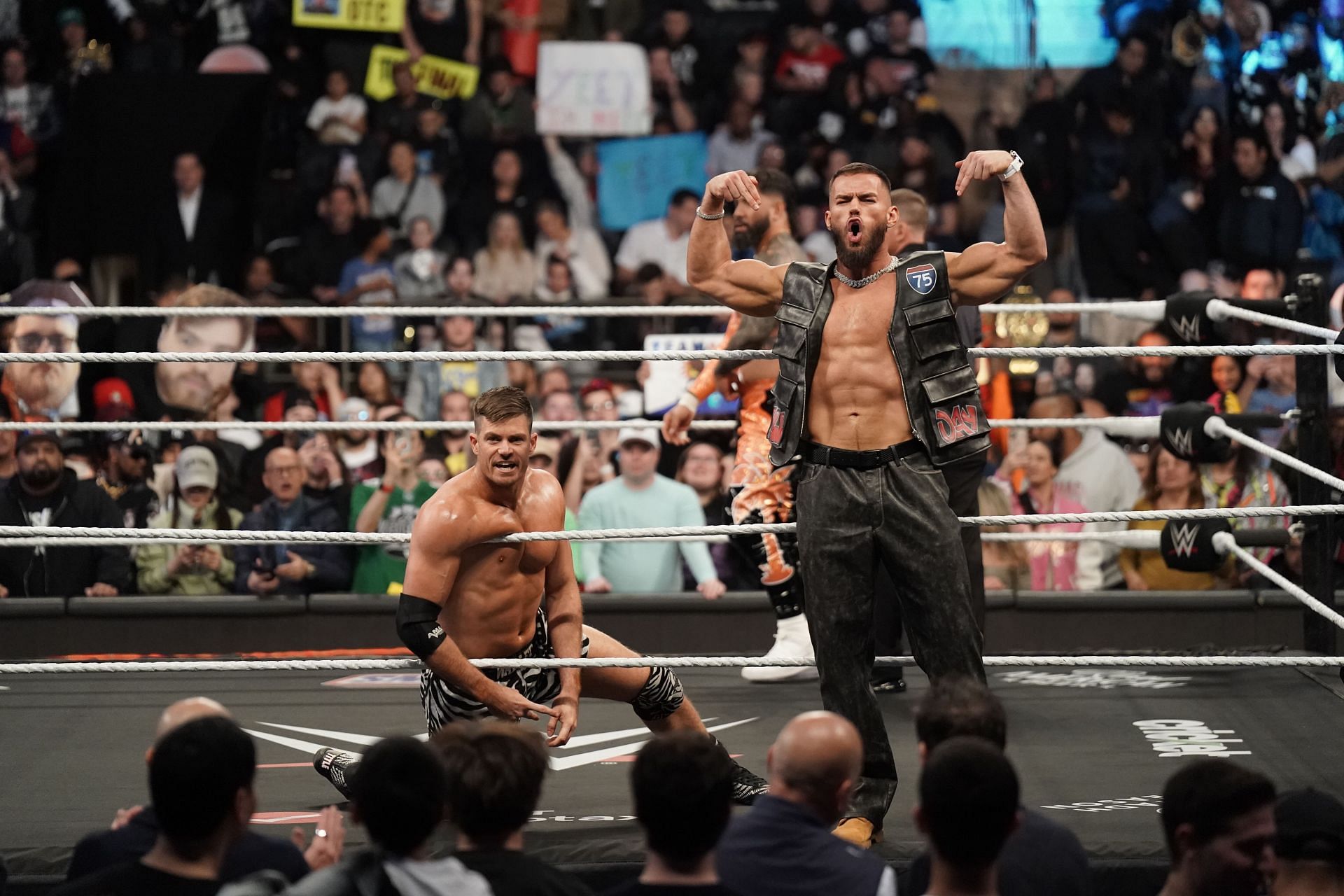 Monday Night RAW - Source: Getty
