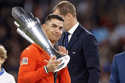 "He isn't born a champion, he becomes one" - Former PL coach reveals why he draws inspiration from Cristiano Ronaldo's mentality