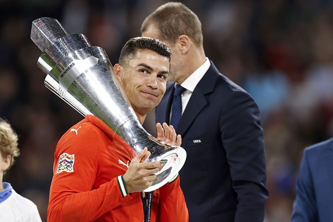 "He isn't born a champion, he becomes one" - Former PL coach reveals why he draws inspiration from Cristiano Ronaldo's mentality