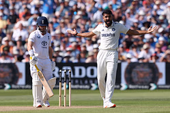 "Give him 10 back-to-back games and see the magic" - Fans laud Akash Deep for his double strike in ENG vs IND 2025 2nd Test