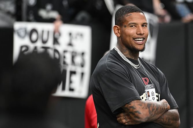 Darren Waller's comment on retirement goes viral in resurfaced video: "What the f*** am I doing with my life?"