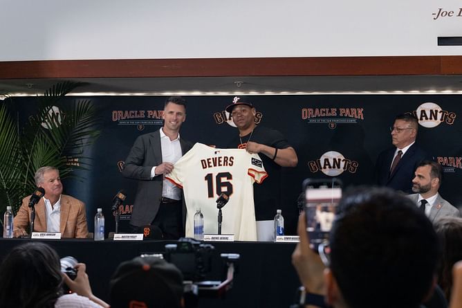 Red Sox insider defends Buster Posey from outrageous rumors related to Rafael Devers trade