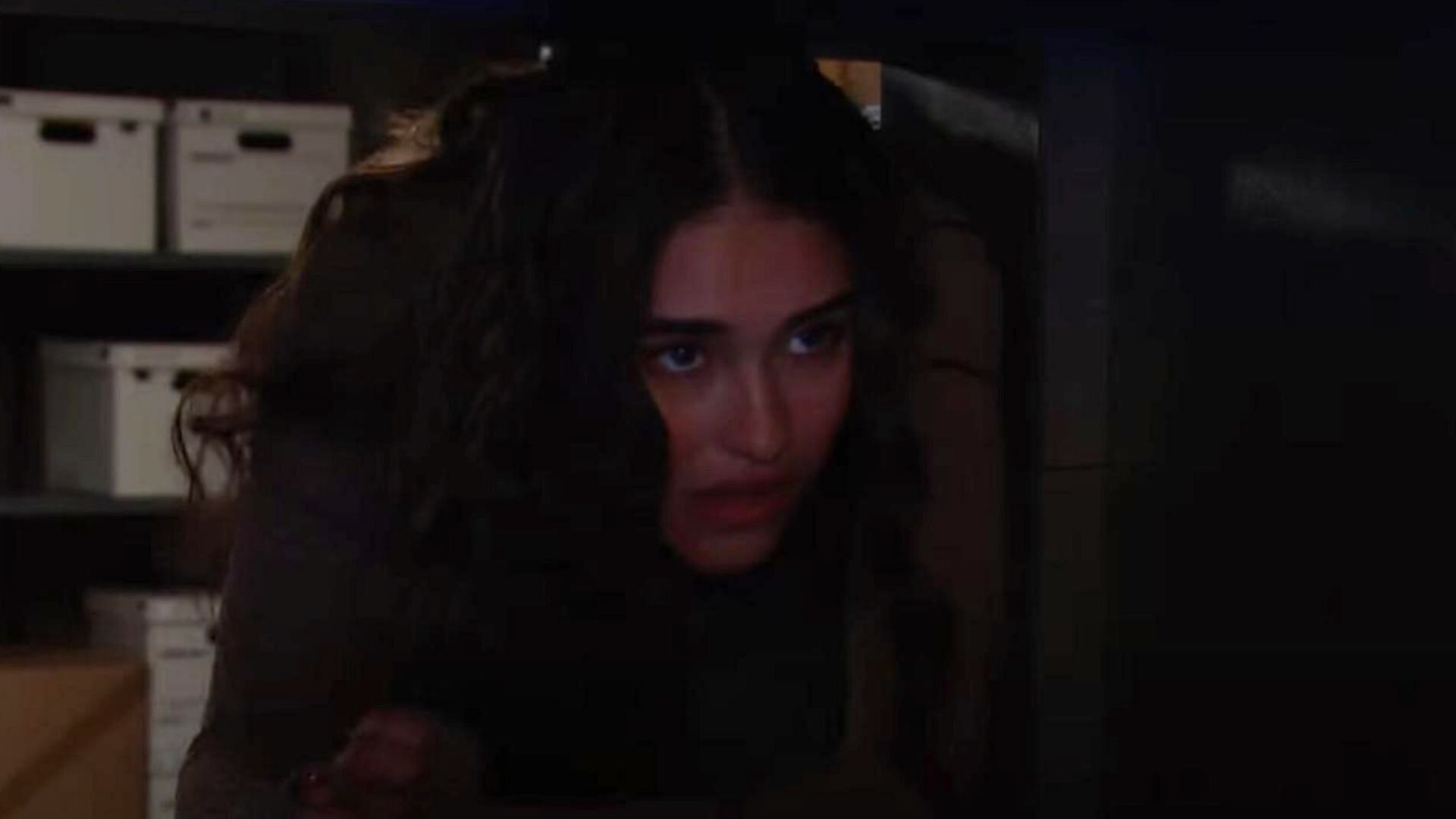 Screengrab of Ari entering the air duct (Image via Youtube / Days of Our Lives)