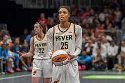 "So happy": Fever's $214,466 star reacts as DeWanna Bonner feels at "home" after leaving Indiana to play with Alyssa Thomas